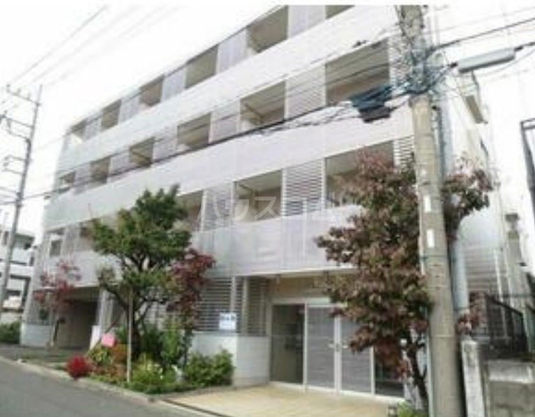 14/19 エントランス