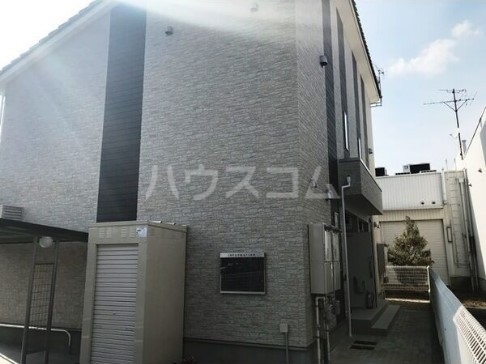 18/26 エントランス