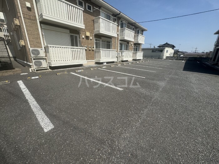 16/22 駐車場