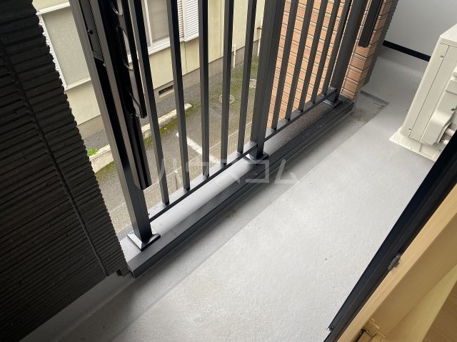 13/30 バルコニー