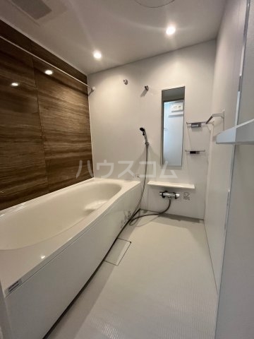 14/30 浴室