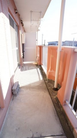 13/23 バルコニー