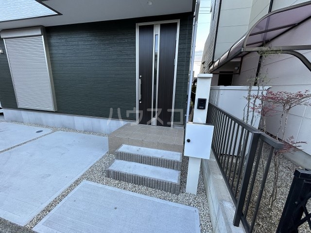 2/4 エントランス