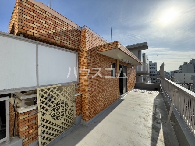 19/30 バルコニー