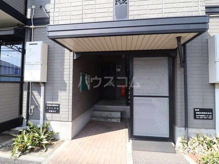 19/23 エントランス