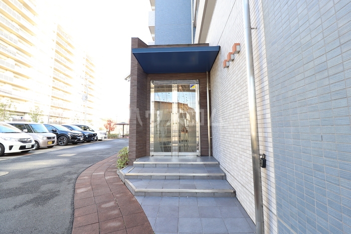 17/28 エントランス