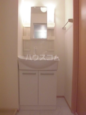 13/30 洗面