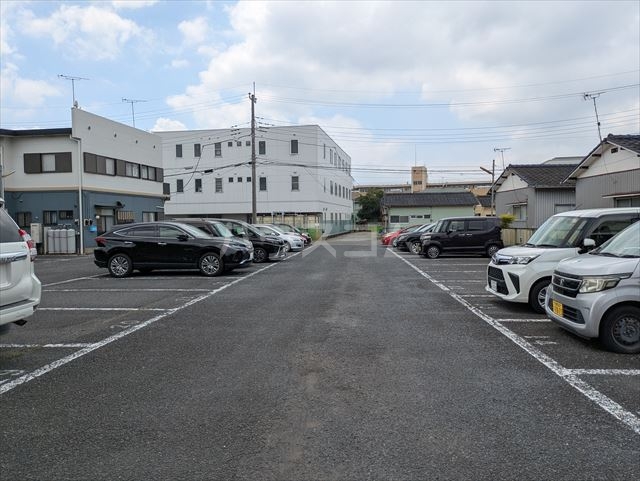 22/29 駐車場
