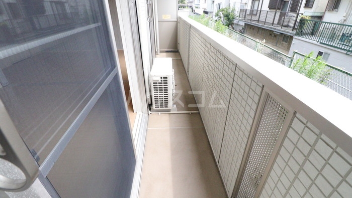 16/28 バルコニー