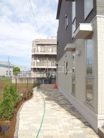 2/5 エントランス