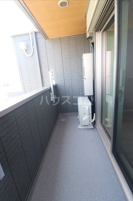 21/30 バルコニー