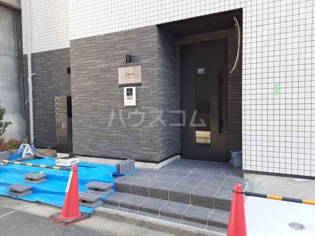 3/3 エントランス