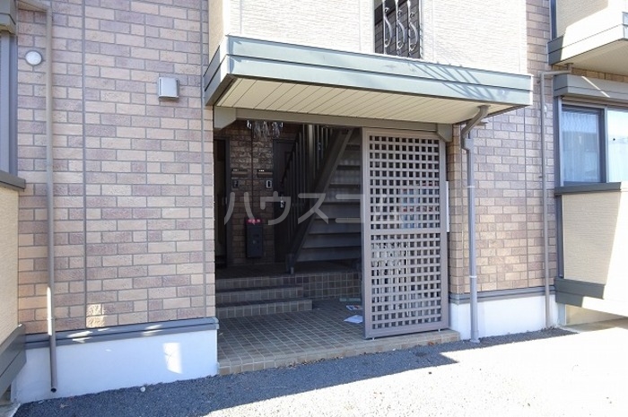 5/8 エントランス