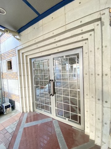 29/30 エントランス