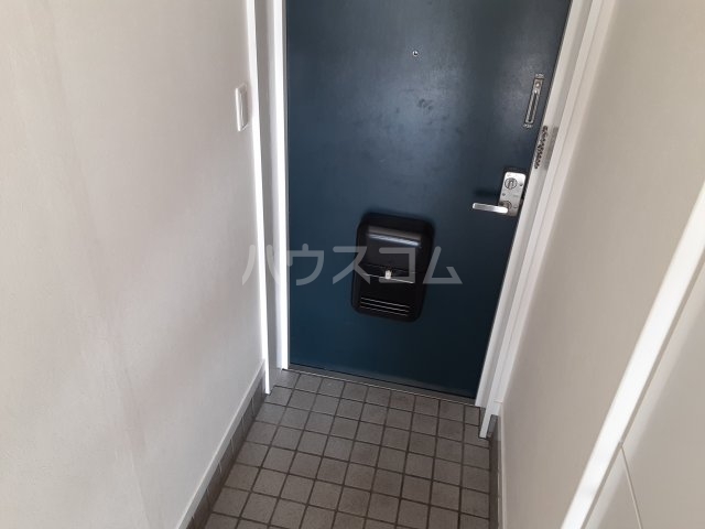 13/30 玄関