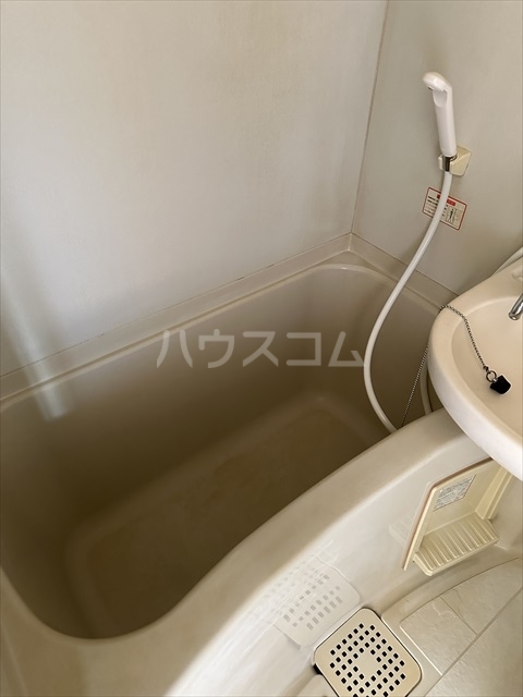 11/23 浴室