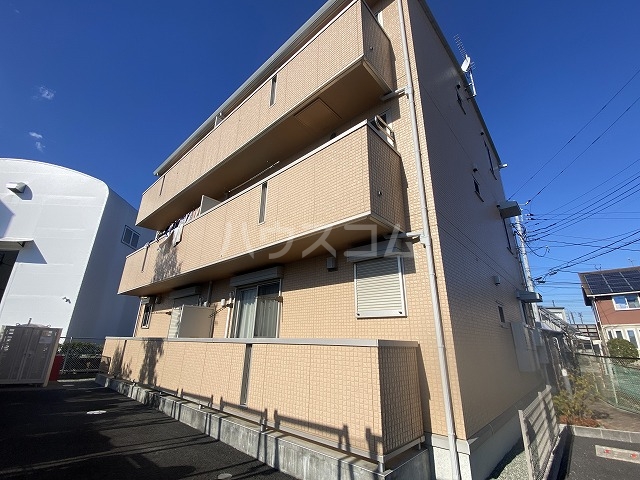 2/8 外観