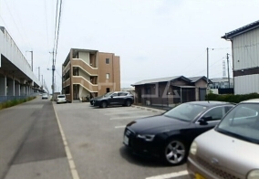 18/26 駐車場