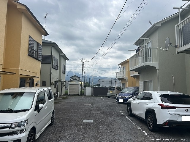 4/4 駐車場