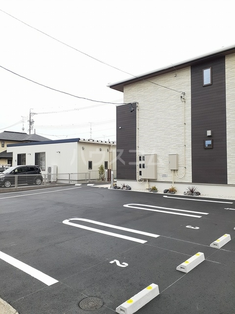 14/20 駐車場