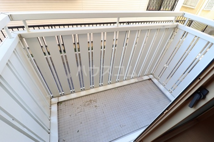 13/23 バルコニー