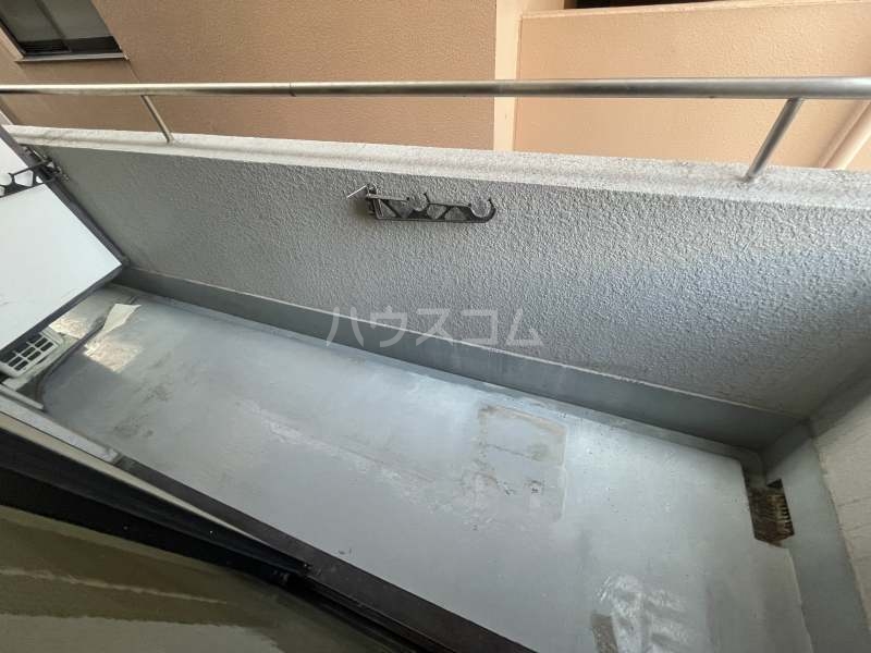 15/23 バルコニー