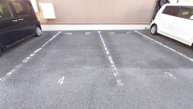 20/25 駐車場