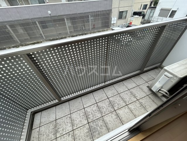 21/30 バルコニー