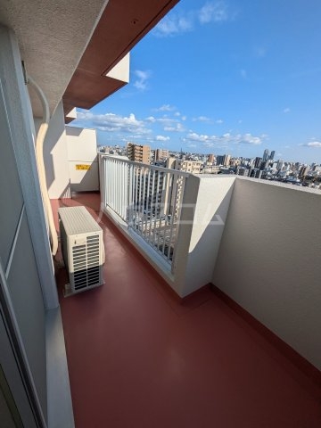 19/30 バルコニー