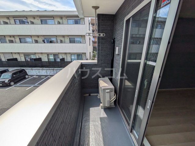 23/30 バルコニー