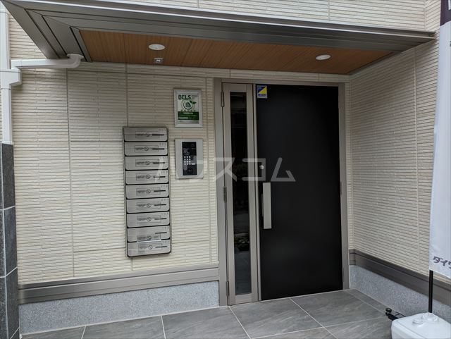 2/11 エントランス