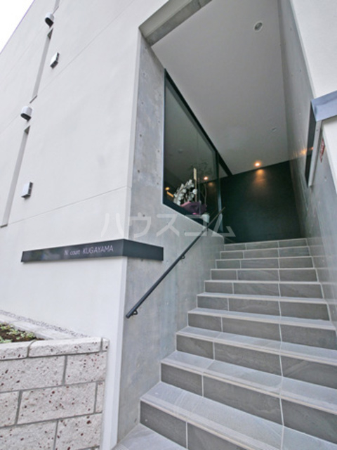 2/3 エントランス