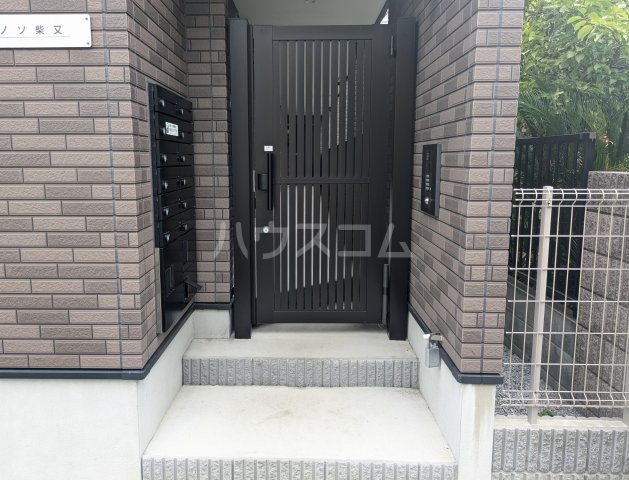 29/30 エントランス