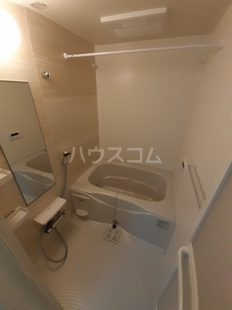 14/30 浴室