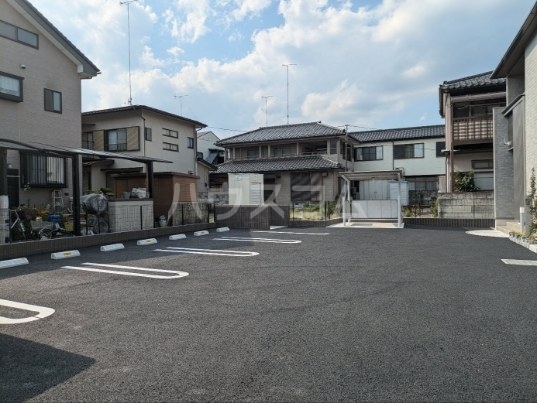17/23 駐車場