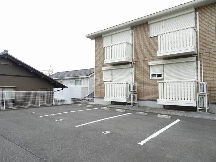 17/19 駐車場