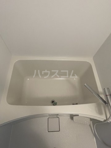 13/30 浴室