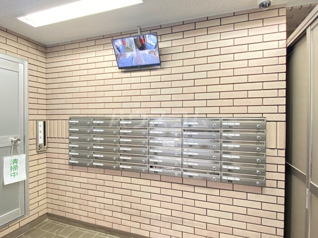 2/8 エントランス