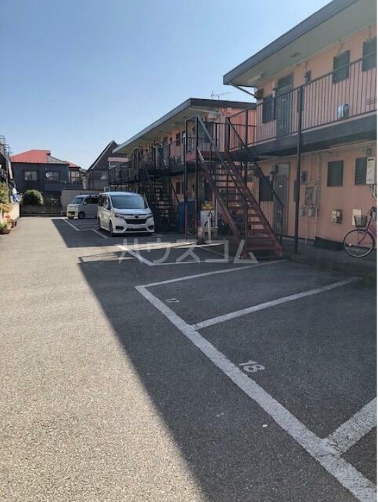 11/11 駐車場
