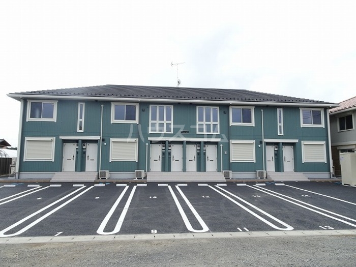 15/18 駐車場