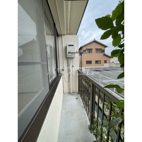 14/28 バルコニー
