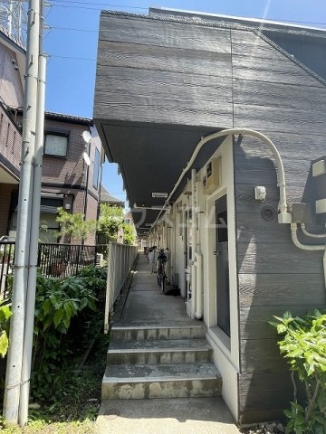 28/29 エントランス