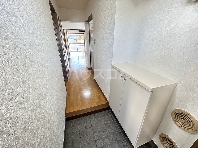14/30 玄関