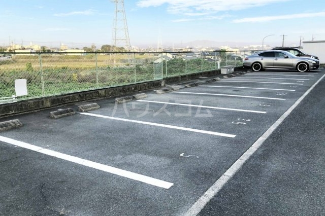 15/19 駐車場