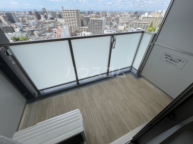 13/30 バルコニー