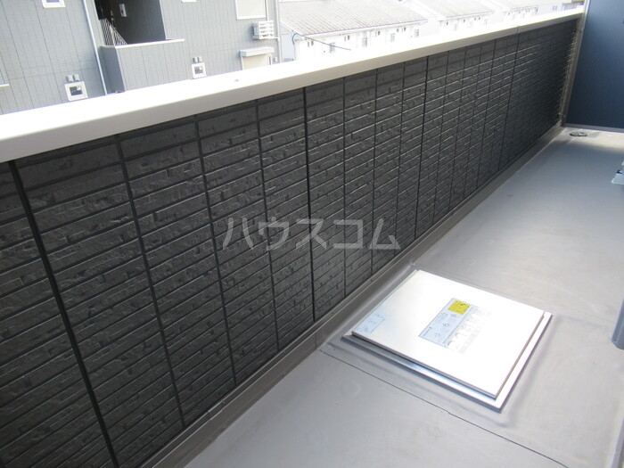 13/24 バルコニー