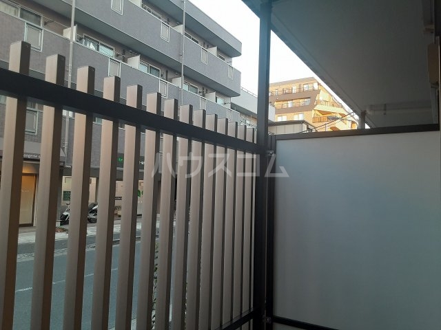 18/30 バルコニー