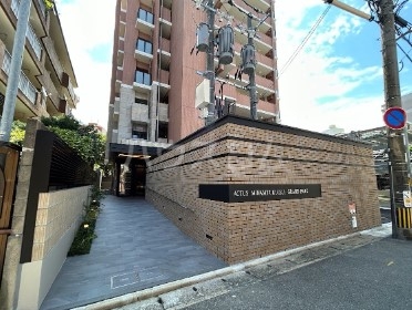 16/22 エントランス