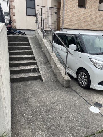 3/4 エントランス