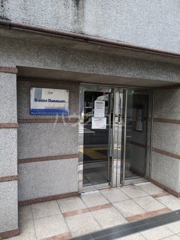 21/24 エントランス